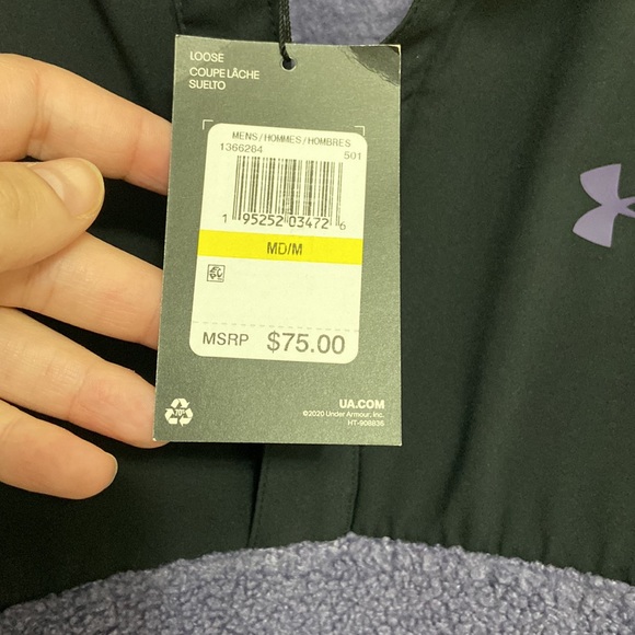 NWT Under Armour pullover - Picture 8 of 8